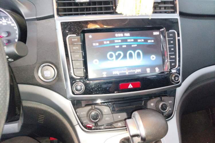 Used Haval M6 2019 1.5T DCT Two-Wheel Drive Value Edition China VI Standard
