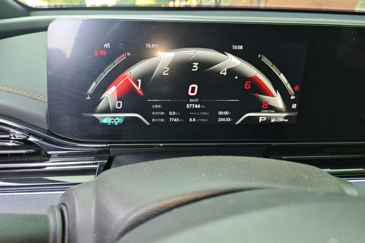 Used GAC Trumpchi EMPOW 2022 270T DCT J16 R-Style Track Edition Odometer Close Up