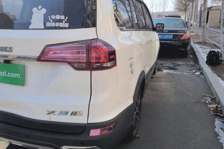 Used SWM X3 2020 1.5L Manual Value Edition 7 Seats
