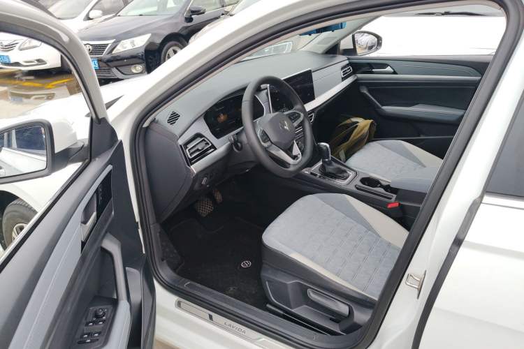 Used Volkswagen Lavida 2023 300TSI DSG Full-Comfort Edition