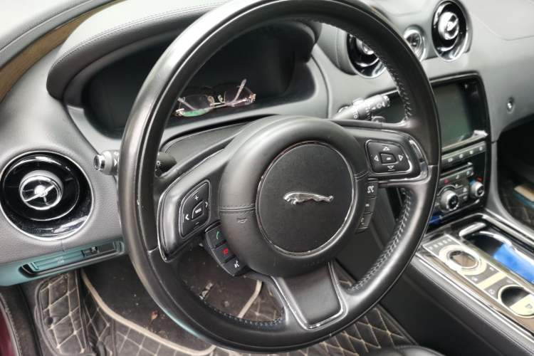 Used Jaguar XJ 2018 XJL 3.0 SC Two-Wheel-Drive Elegant Business Edition
