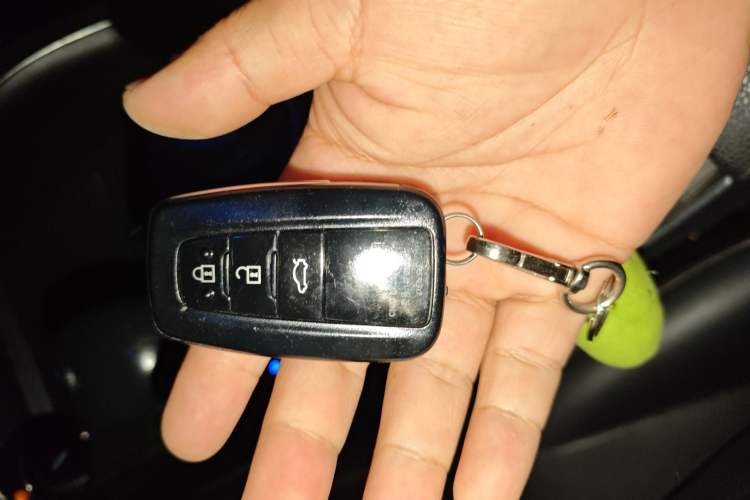 Used Toyota Camry 2021 Dual-Motor 2.5HG Luxury Edition Vehicle Key