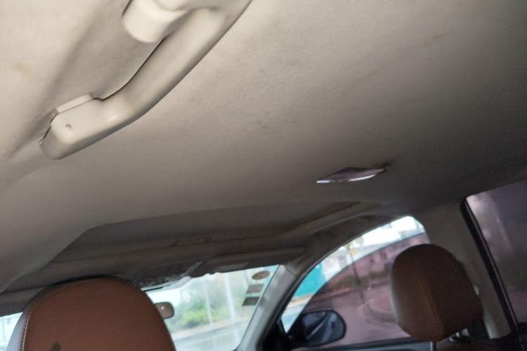 Used Haval M6 2017 1.5T Manual Two-Wheel Drive Elite Model Headliner