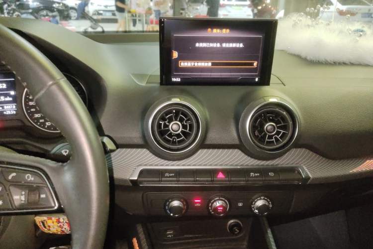 Used Audi Q2L 2018 35 TFSI Launch Exclusive Edition China VI Audio And AC Panel