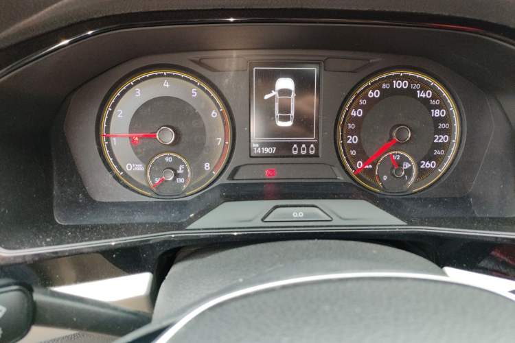 Used Volkswagen Lavida 2019 280TSI DSG Luxury Edition China VI Standard Odometer Close Up