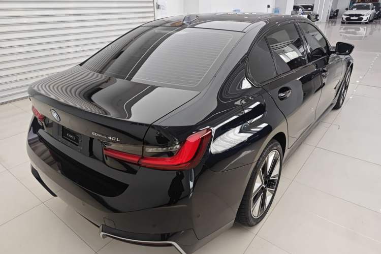 Used BMW i3 2025 eDrive 40 L Midnight Sports Package