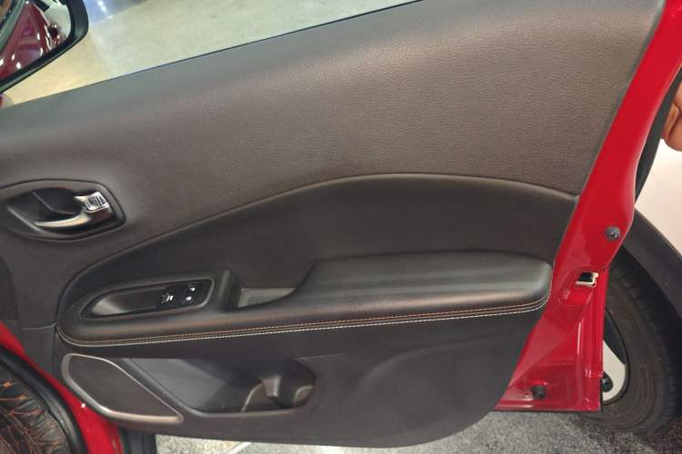 Used Jeep Compass 2017 200T Automatic Family Edition