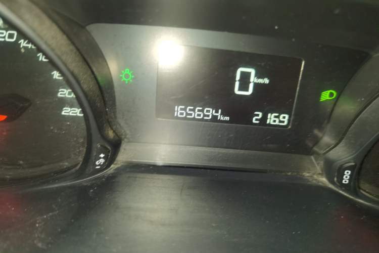 Used Peugeot 308 2016 1.6L Manual Fashion Edition