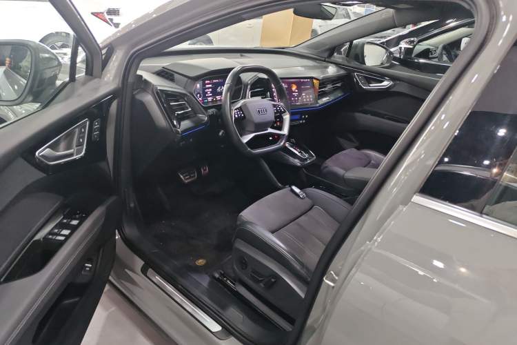 Used Audi Q4 e-tron 2023 40 e-tron Boundary Edition
