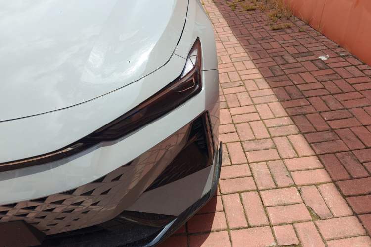 Used Changan UNI-V 2024 1.5T Prestige Sport Edition
