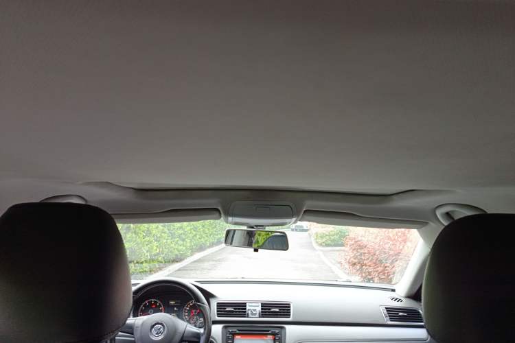 Used Volkswagen Passat 2014 1.4TSI Manual Prestige Edition Headliner