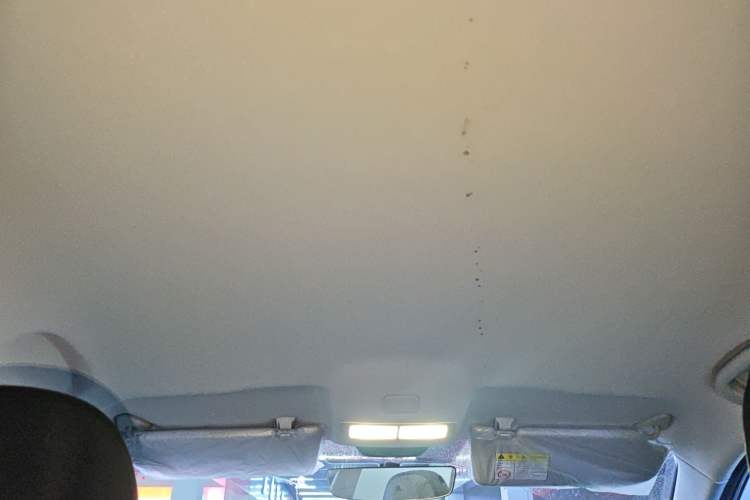 Used Roewe i5 2023 1.5L Manual Comfort Edition