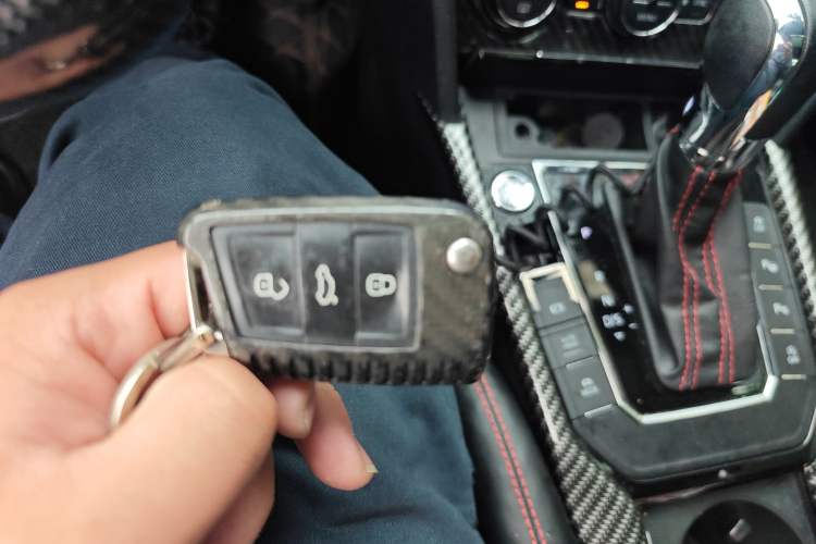 Used Volkswagen Lamando 2017 2.0T GTS Vehicle Key