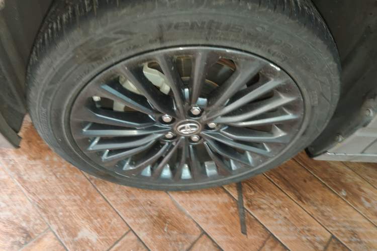 Used Toyota Avalon 2022 2.0L XLE Premium Edition
