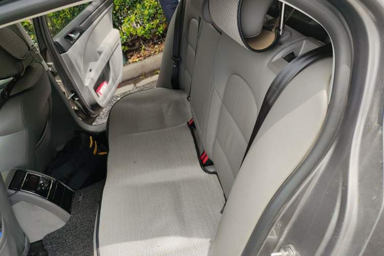 Used Skoda Superb 2013 1.8TSI Automatic MingShi Edition Left Rear Seat