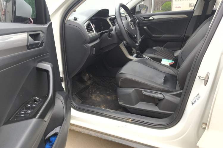 Used Volkswagen T-ROC 2022 280TSI DSG Two-Wheel Drive Elite PLUS
