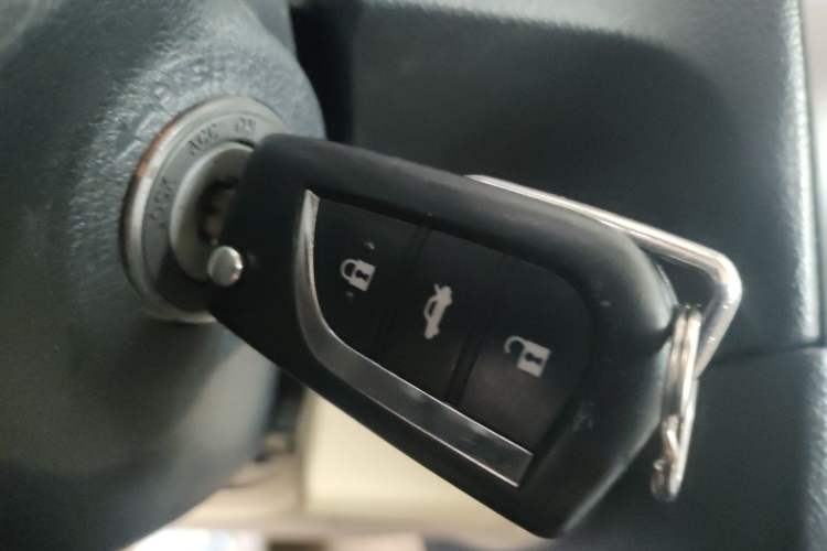 Used Toyota Camry 2015 2.0G Premier Edition