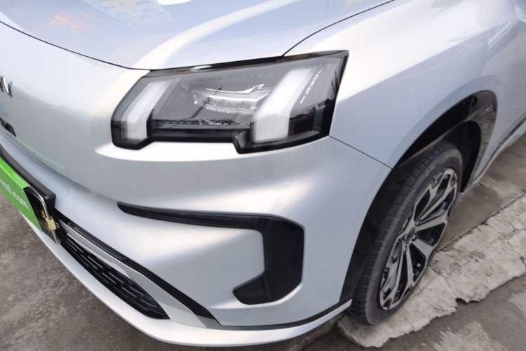 Used AION V 2025 Aion Tyrannosaurus 650 Smart Enjoy Edition
