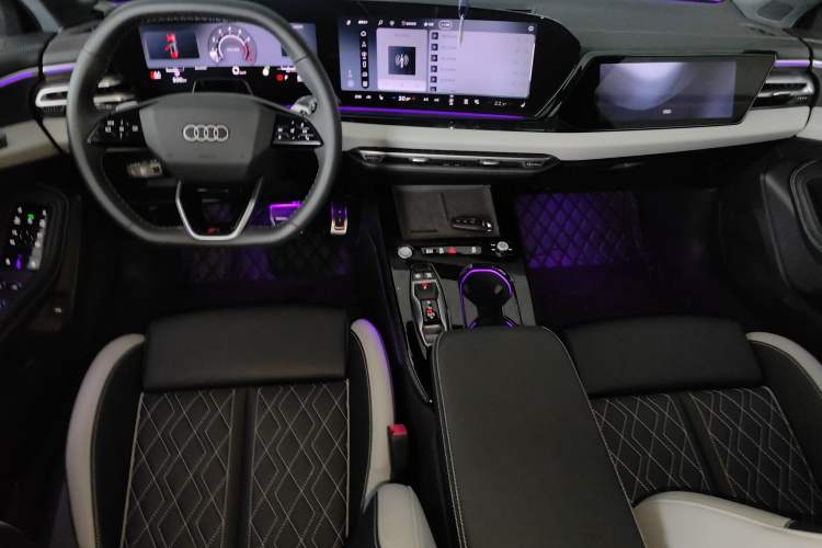 Used Audi A5L 2026 2.0T Sport Plus Center Console