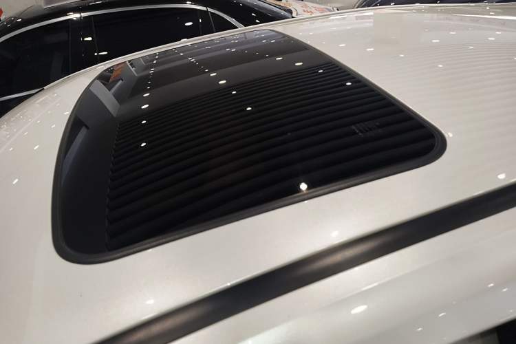 Used Lexus UX 2022 260h Explore-Edition Roof