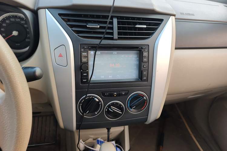 Used Venucia D50 2014 1.6L Automatic Splendid Edition
