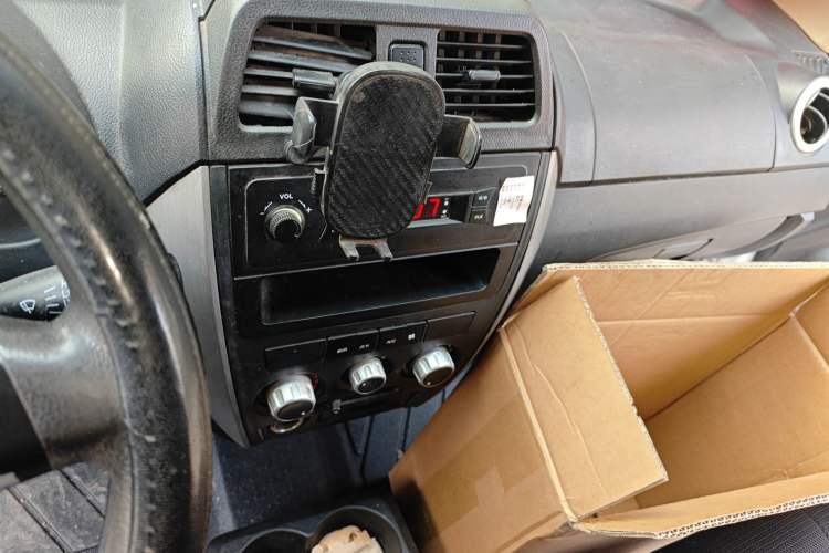 Used Ruichi EC35 2020 EC35 II Long-Range Version 41.86 kWh