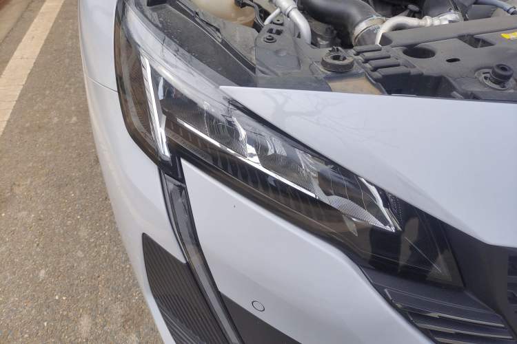 Used Peugeot 408 2024 360THP "Da Da" Model – Latou Edition Right Front Headlight