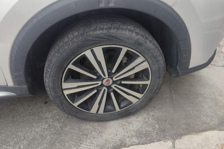 Used Roewe RX5 New Energy 2019 eRX5 50T Internet-Enhanced Flagship Edition Right Front Wheel Hub
