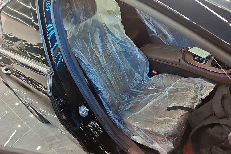 Used Mercedes-Benz E-Class 2021 Facelift E 300 L Stylish Edition