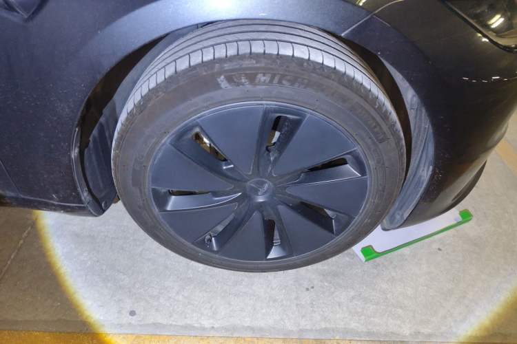 Used Tesla Model 3 2023 Rear-Wheel-Drive Version
