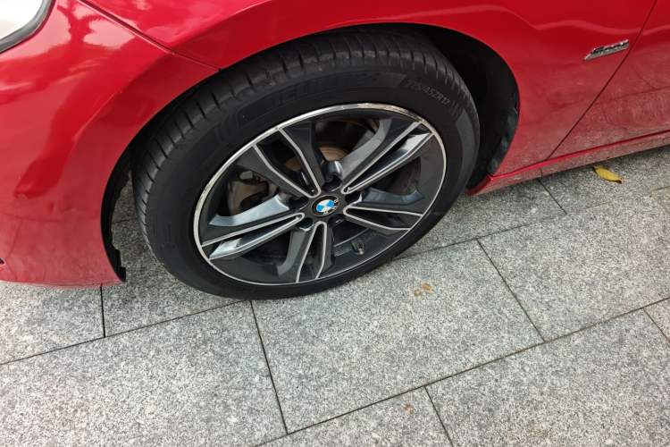 Used BMW 1 Series 2018 118i Sport Edition Exterior 4