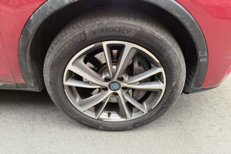 Used BYD Tang New Energy 2018 DM 2.0T All-Wheel Drive Smart Connectivity Luxury Model 7 Seats China V Emission Standard