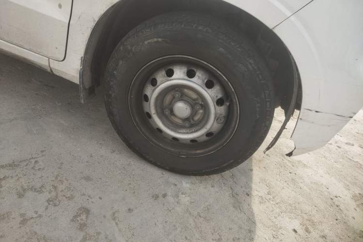 Used Wuling Hongguang V 2021 1.5L Jingqu Edition Enclosed-Window Vehicle LAR