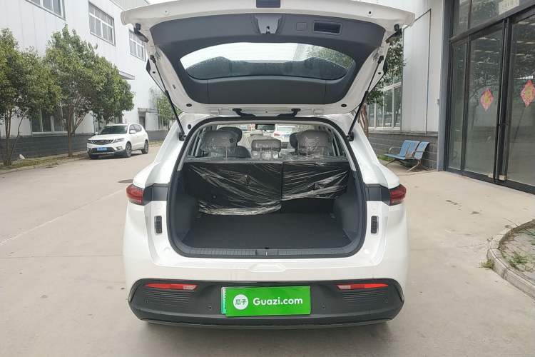 Used Bestune Yueyi 03 2025 445km Joyful Edition