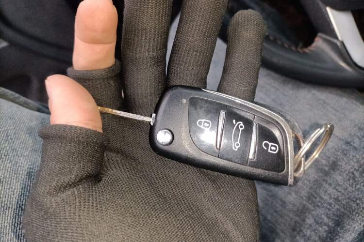 Used Dongfeng Aeolus AX3 2016 1.5L Manual ZhiKu Model