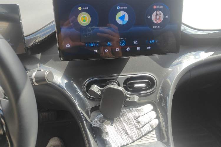 Used BYD e2 2023 Luxury Model Audio And AC Panel