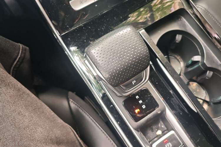 Used Roewe RX5 eMAX 2020 500 PHEV Smart Cabin Flagship Edition