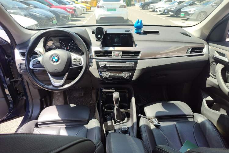 Used BMW X1 2018 sDrive18Li Luxury Model