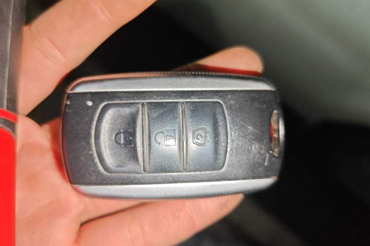 Used Ruichi EC75 2025 Model Passenger Vehicle Smart Driving Ultra-Charging Edition Superior I 52.16 kWh
