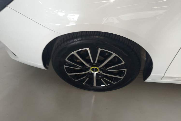 Used Roewe i5 2021 1.5L CVT Platinum Edition
