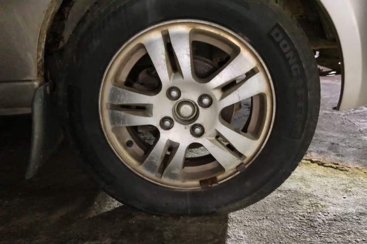 Used Jinbei Hiace X30 2013 1.3L Standard Version
