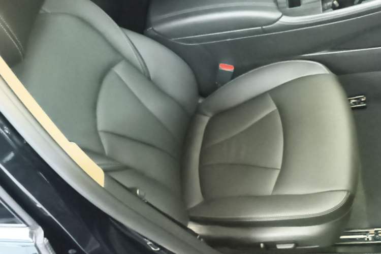 Used Buick LaCrosse 2022 652T Luxury Version
