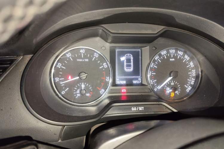 Used Skoda Octavia 2017 1.6L Manual Smart Drive Edition