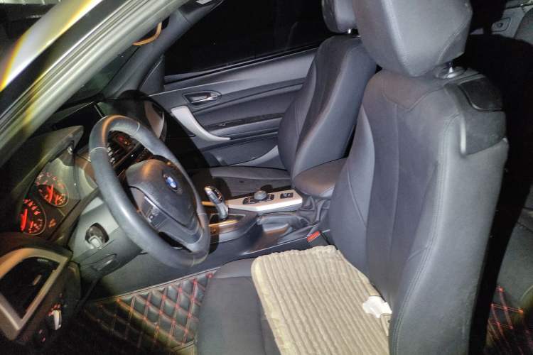 Used BMW 2 Series 2015 218i Convertible Coupe Left Front Seat