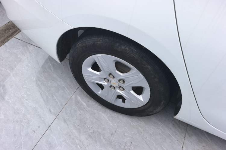 Used Chevrolet Cavalier 2019 320 Automatic Enjoyment with Sunroof Right Rear Wheel Hub