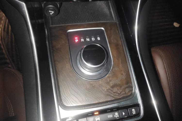 Used Jaguar XFL 2018 XFL 2.0T 250 PS Luxury Edition
