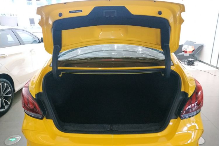 Used MG 5 2021 Revised Version 180 DVVT CVT Youth Luxury Edition
