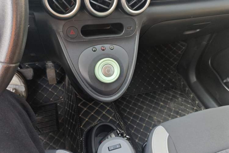 Used ORA Black Cat 2022 301km "Cute & Dynamic" Phosphate Iron Lithium
