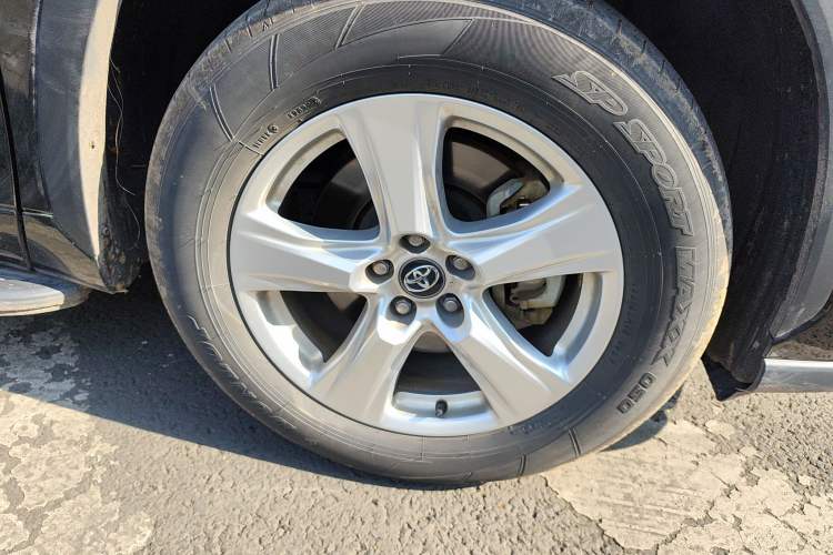 Used Toyota Highlander 2024 2.5L Smart e-Power Dual-Motor All-Wheel-Drive Elite Version – 7 Seats