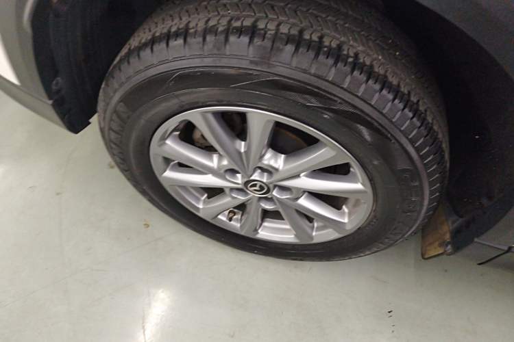 Used Mazda CX-5 2022 2.0L Automatic Two-Wheel Drive Comfort Version Right Rear Wheel Hub